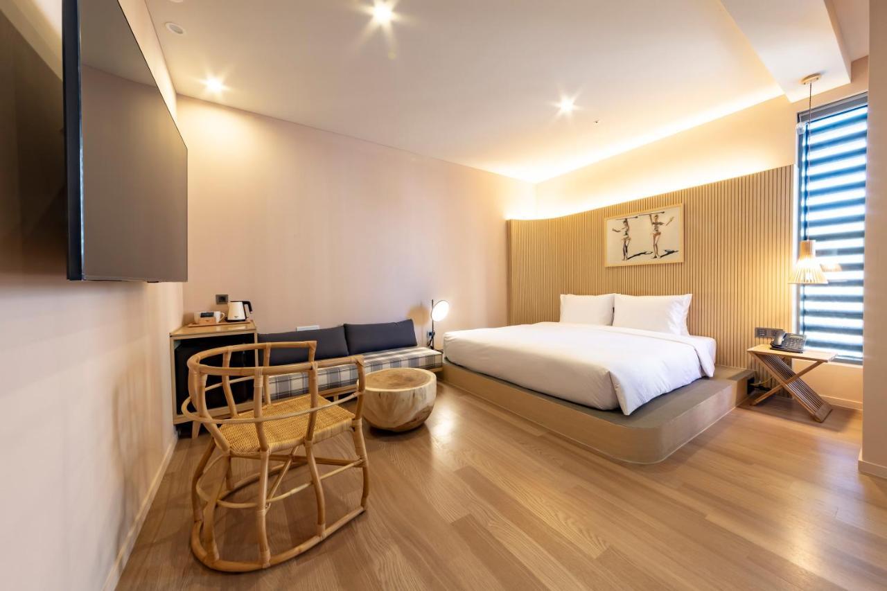 Hound Garden&terrace 3*